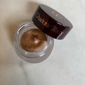 Charlotte Tilbury Gold Eyeshadow Mesmerize